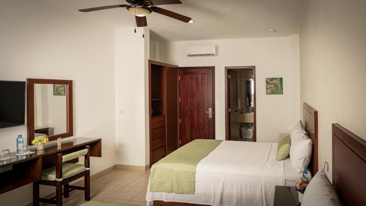 Imperla Hotel Isla Mujeres Zewnętrze zdjęcie